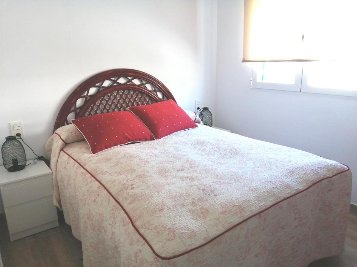 Bonito Piso En Primera Linea De Playa Almuñécar Екстериор снимка