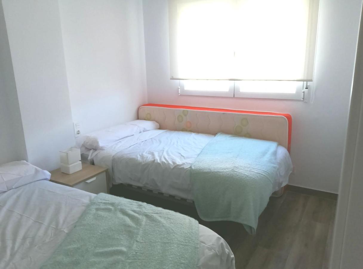 Bonito Piso En Primera Linea De Playa Almuñécar Екстериор снимка